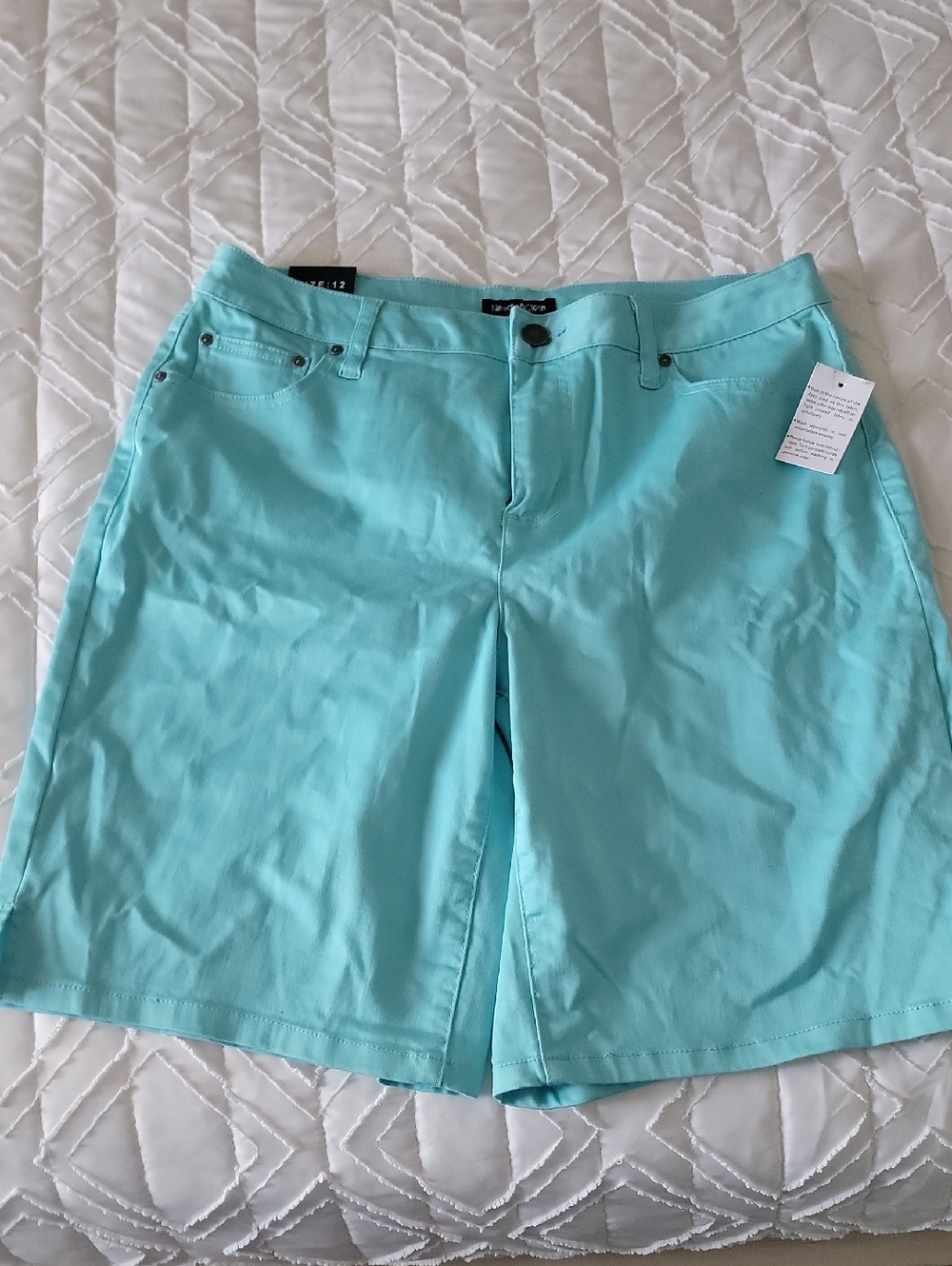 Ava & Viv Light Turquoise Women’s Bermuda Shorts